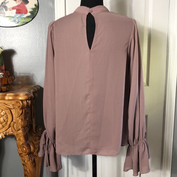 Hyfve Mock Neck Self tie Balloon Sleeves - Picture 4 of 7